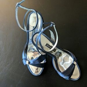 Capparos Size 7.5 Blue Heels